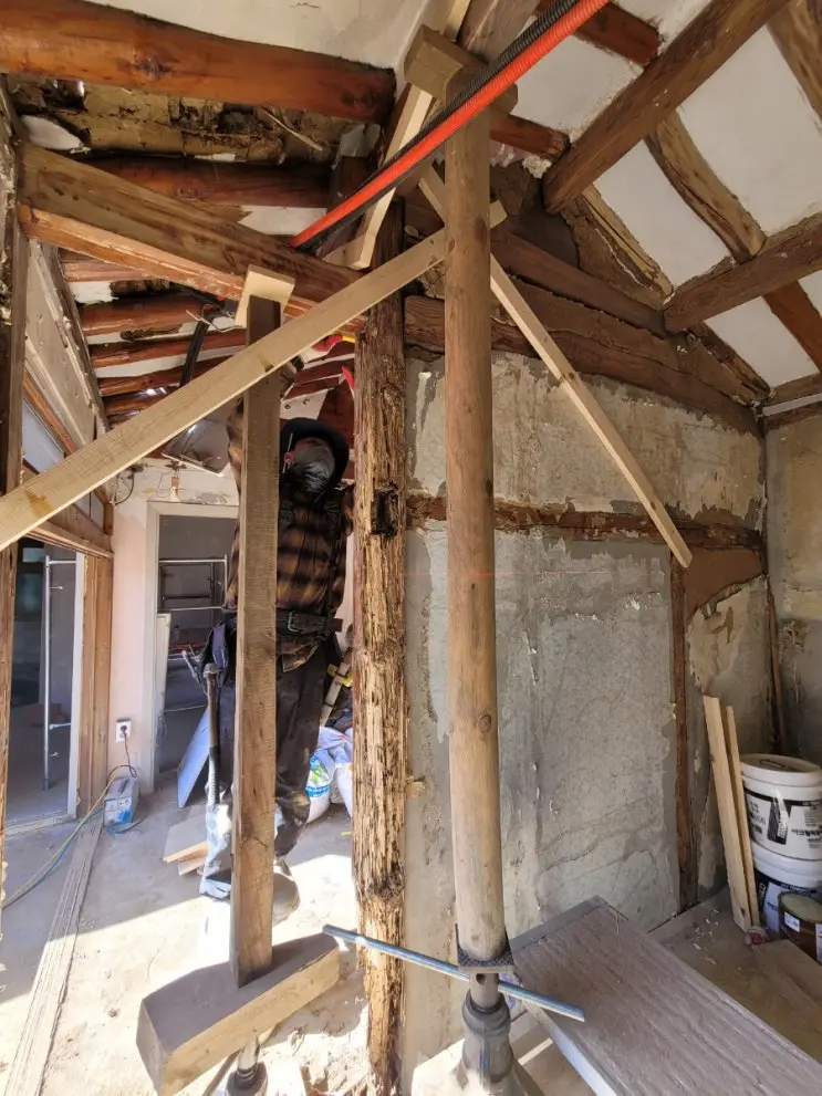 The Gate Stands — and Two Old Posts Get Relief — photo 2