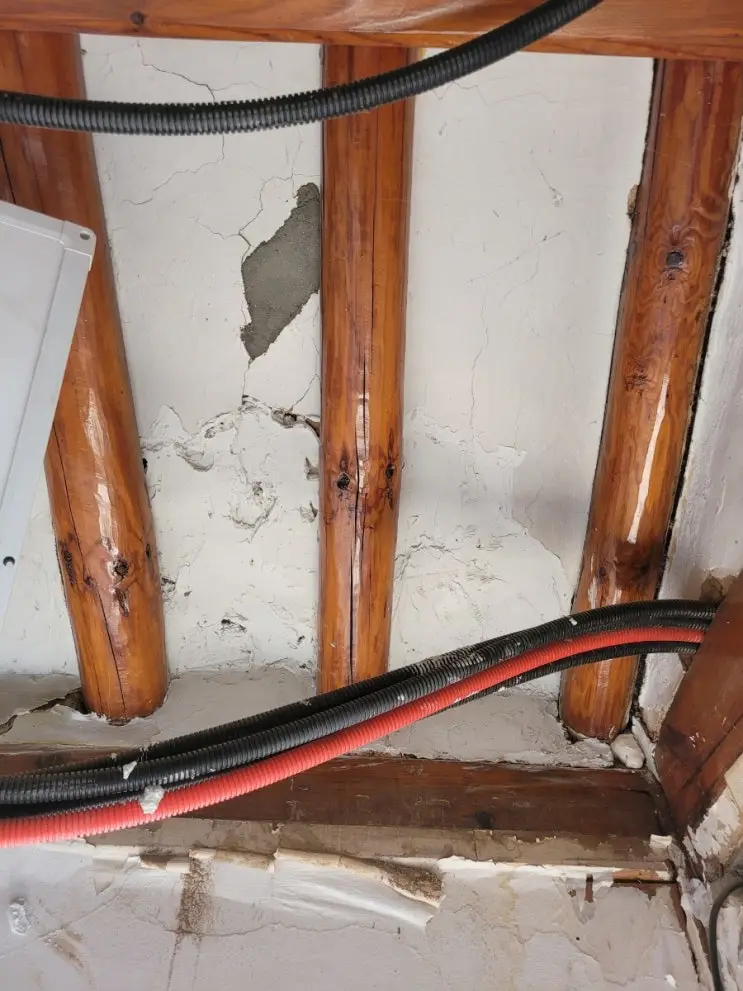 Twenty-Five Bundles of Battens: The Roof Gets Its Grid — photo 6