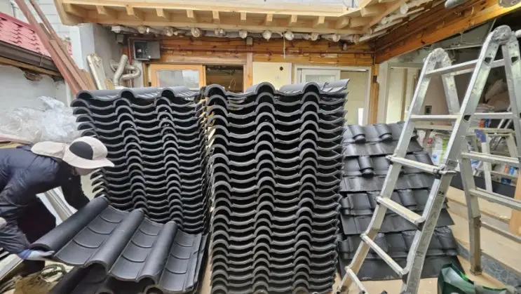 Eighty Percent of a Roof in One Day — photo 2