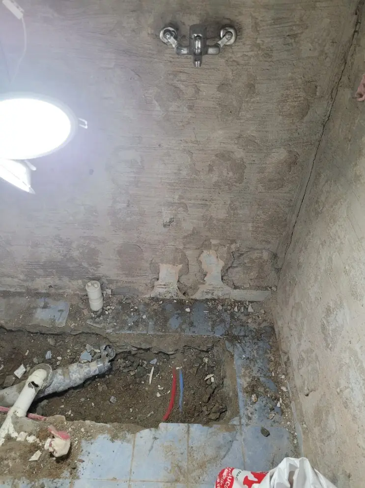 Digging 40cm Down — and Renting X-Ray Vision for ₩6,500 — photo 4