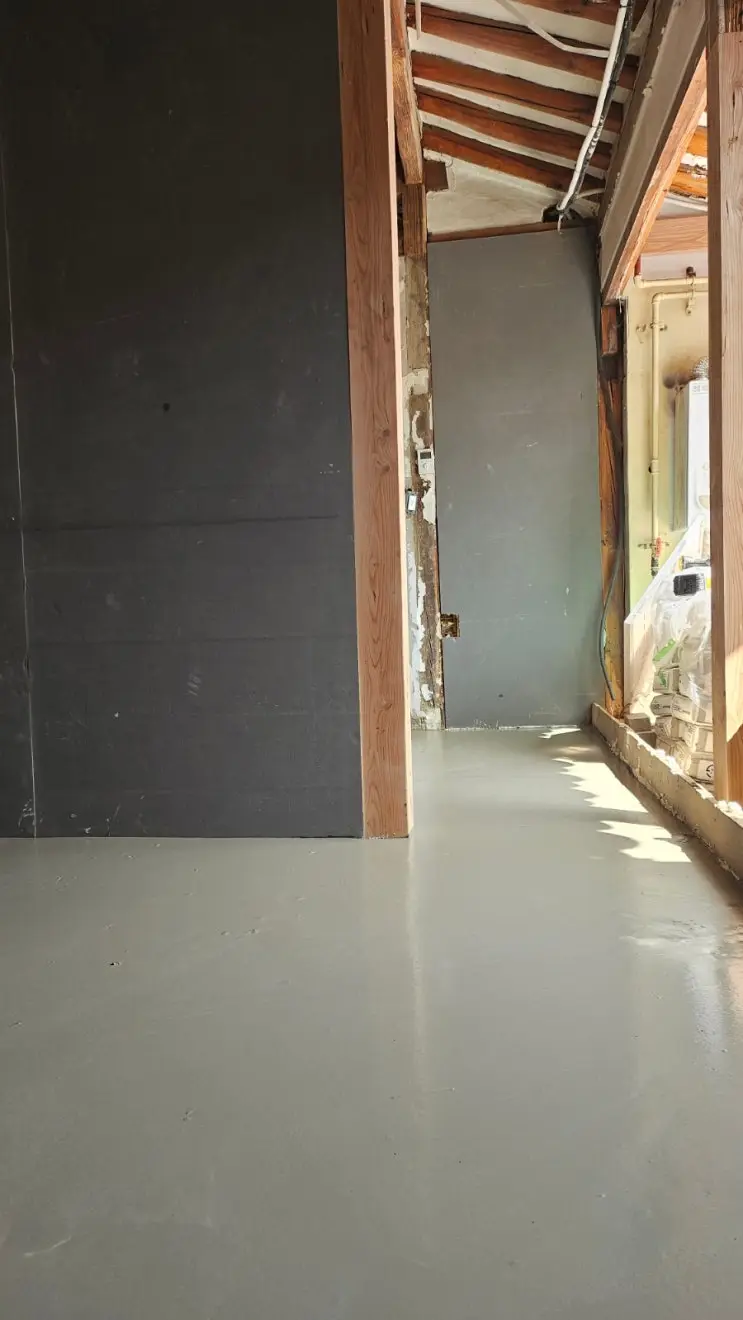 Forty Bags of Liquid Floor: The Leveling Pour — photo 9