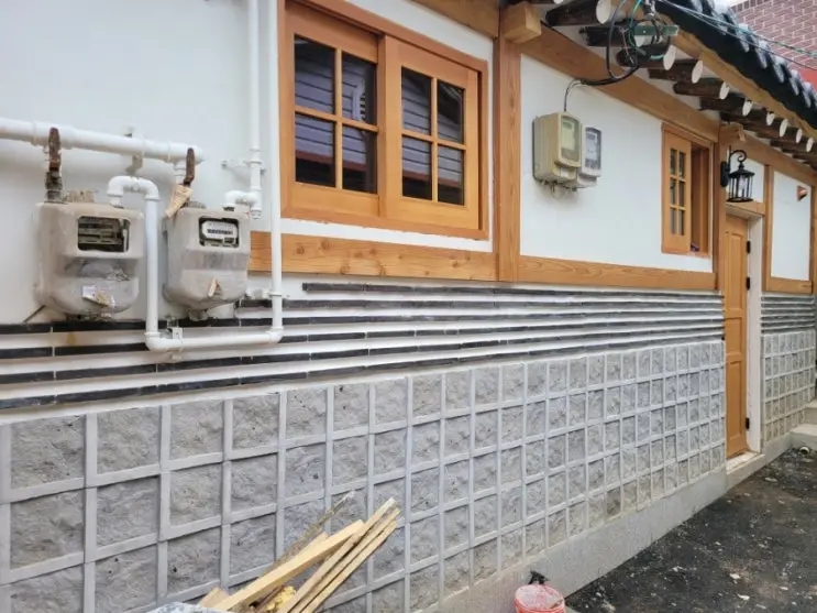 Two Missing Rows: Closing the Wall Before the Inspectors Come — photo 9